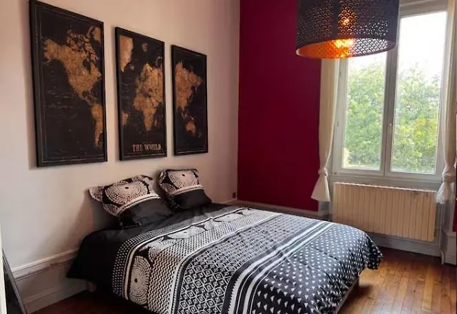 Hipica - Parking Prive - 6 - 7 Lits - Piscine Exterieur Chauffee - Terrain Tennis - Basket - Wifi - Grande Salle A Manger Verdun-sur-Meuse